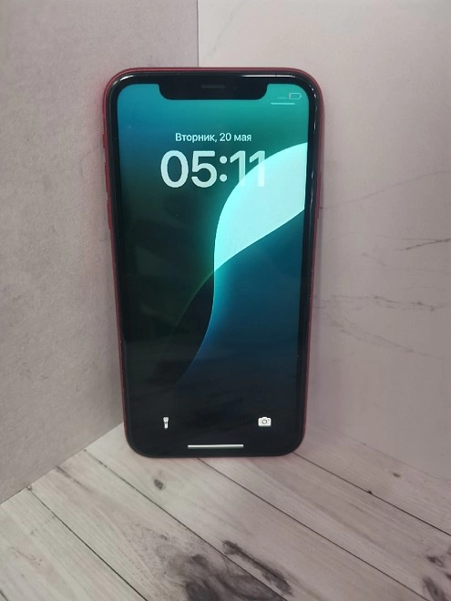 Смартфон iPhone 11 4/64