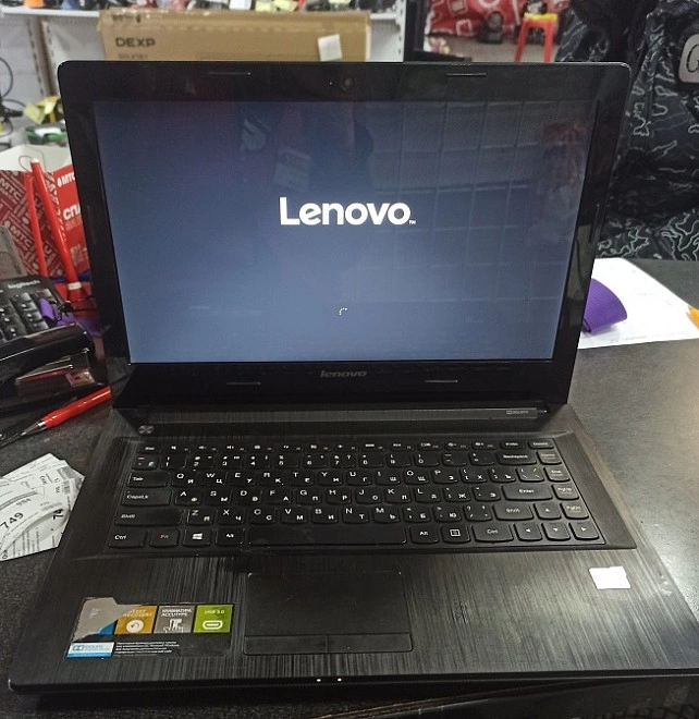 Ноутбук Lenovo AMD A8-6410/6Gb/R5 M330/1Tb