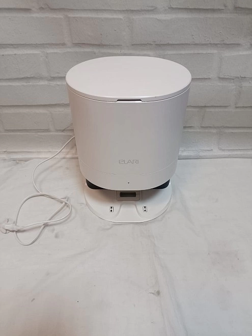 Робот-пылесос ELARI SBT-003WL