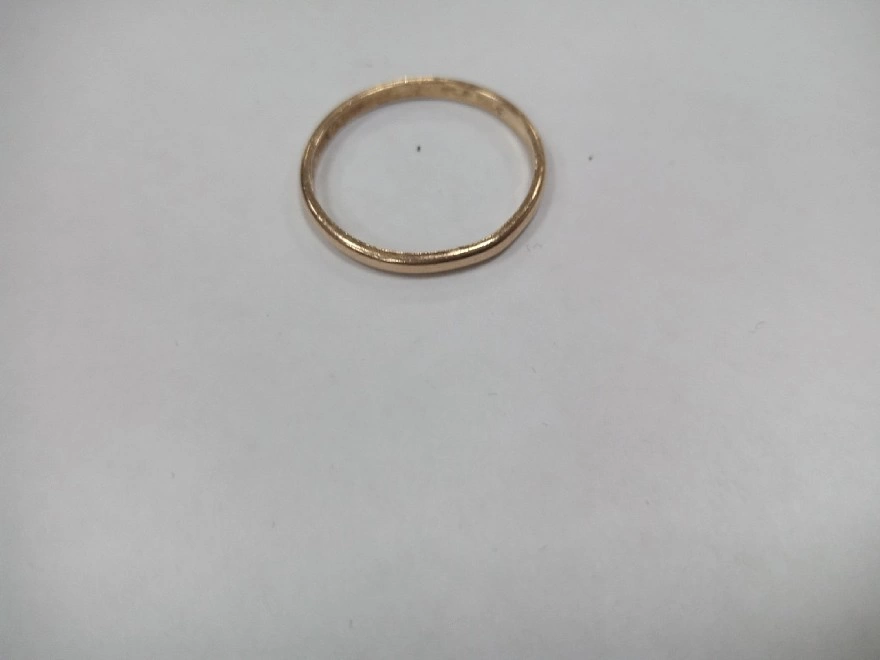 Кольцо золотое 585 проба 1.215гр, 18,5 р-р (ФМ)