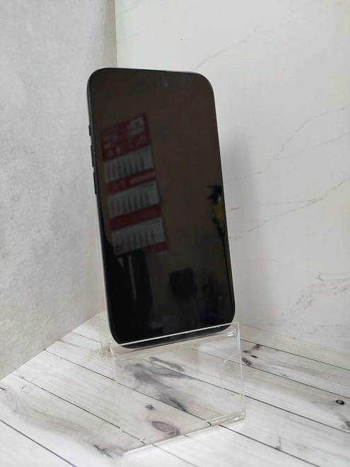 Смартфон Apple iPhone 15