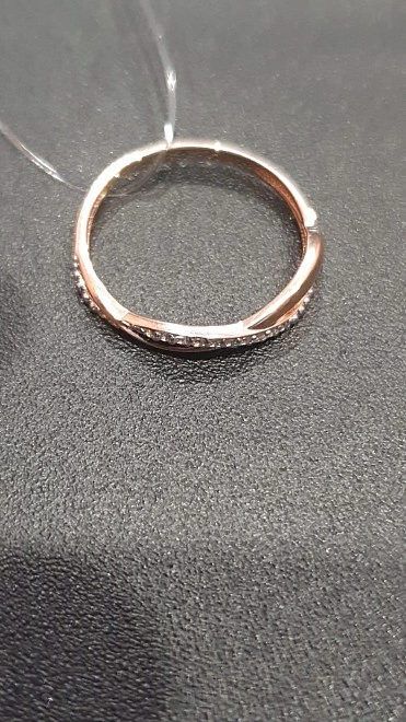 Кольцо золотое с камнями  585пр 19р-р 1,55гр ФМ
