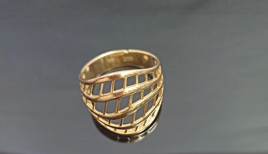Кольцо  585пр 5,6 гр 19,5р-р Ф.М.