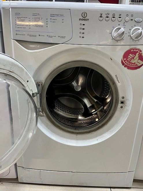Стиральная машина Indesit WISL 102