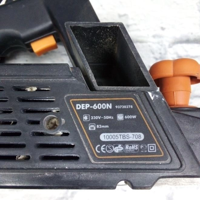 Электрорубанок DeFort DEP-600N, (600 Вт)