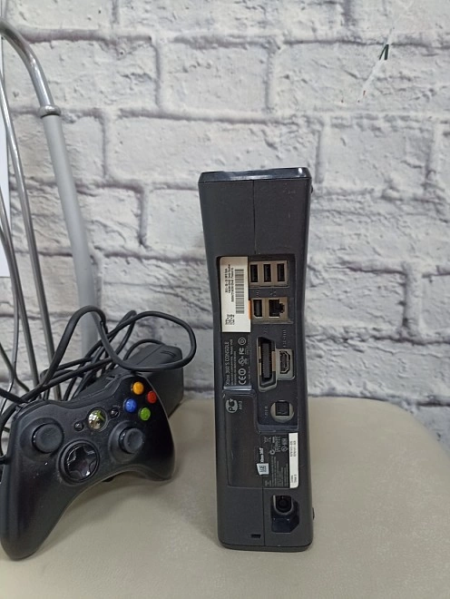 Игровая приставка X-Box 360 XBox 360 S 500 ГБ