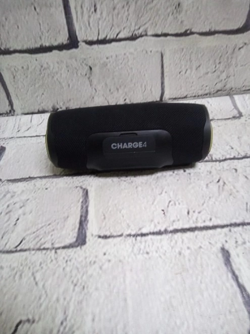 Портативная акустика JBL CHARGE4 