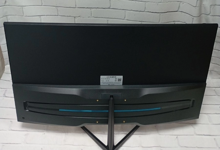 Монитор CrystalStorm 32"