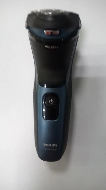 Электробритва PHILIPS Series 3000