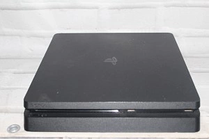 Игровая приставка PS4 Sony PS4 1Tb