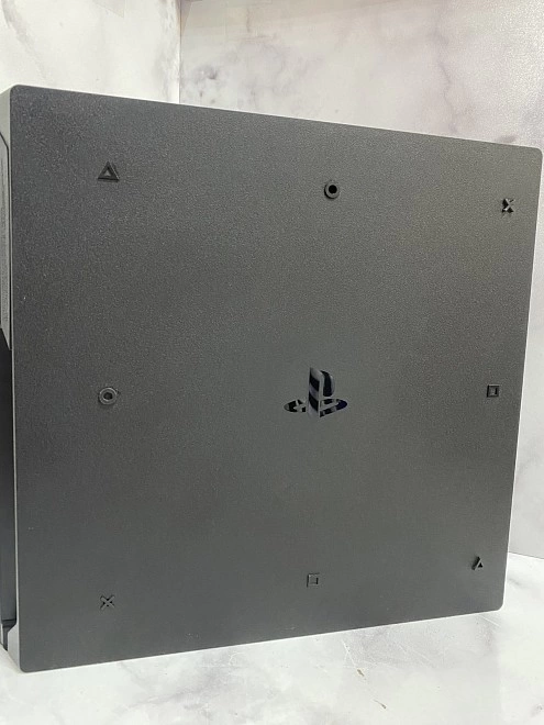 Игровая приставка PS4 Sony Playstation 4 Pro 1TB