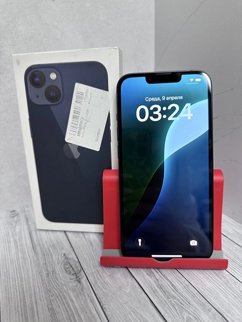 Смартфон Apple iPhone 13 128ГБ
