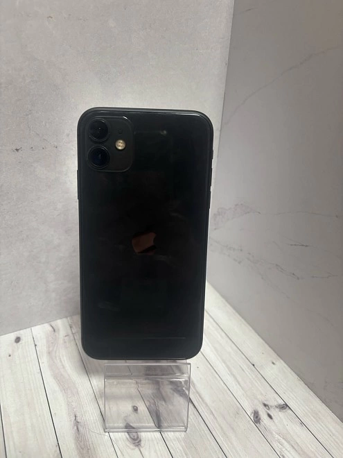 Смартфон  Apple iPhone 11 64 ГБ