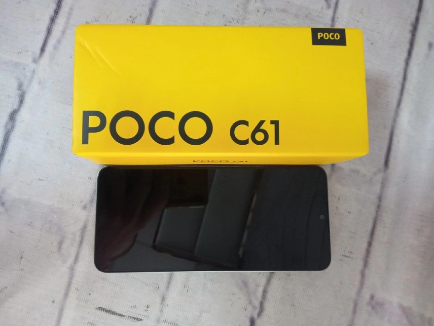 Смартфон POCO C61 