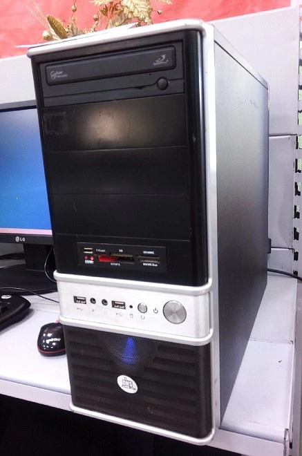 Системный блок DNS Prestige 0124632 (i5 750 2.67GHz/4RAM/500HDD/GTS45