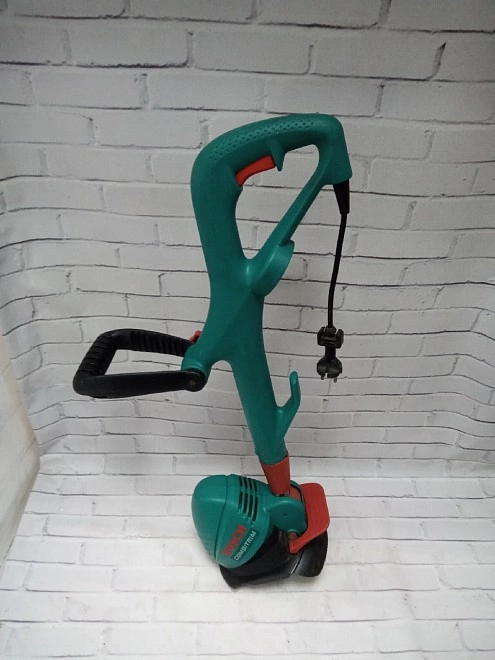 Триммер электрический Bosch ART 23 CombiTrim