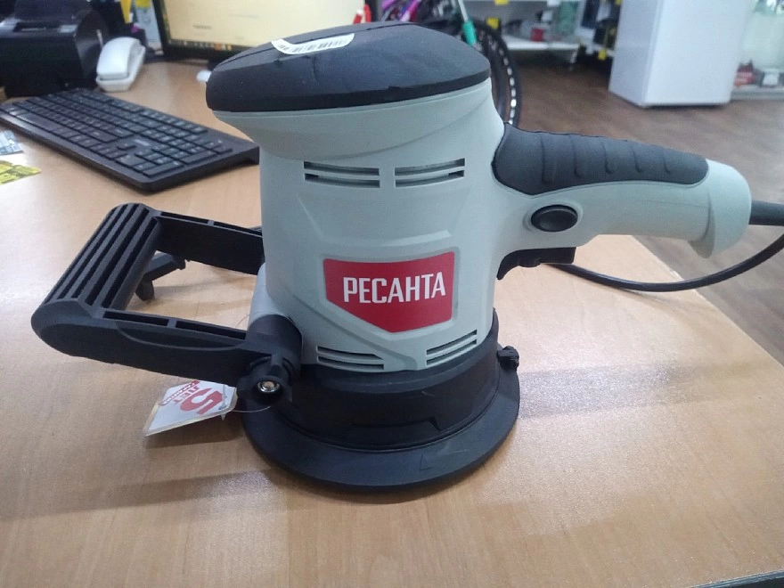 Системный блок Dexp AMD FX-4300/3.8GHz/8Gb/814Gb/AMD Radeon Graphics