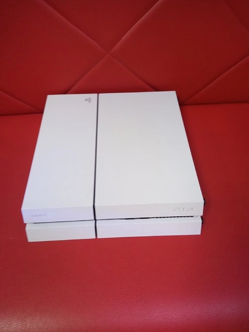 Игровая приставка PS4 Sony PlayStation 4 500 ГБ HDD,WHITE