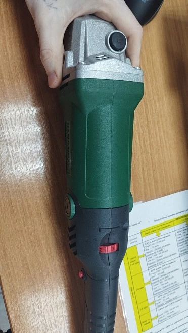 Болгарка FAVOURITE FG 900E PROMO, 1200Вт, диск 125мм