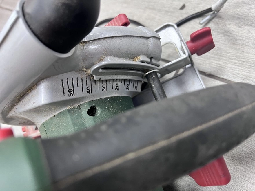 Электропила дисковая Bosch PKS 66A, 1600