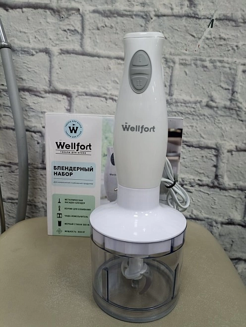 Блендер  Wellfort 80025601