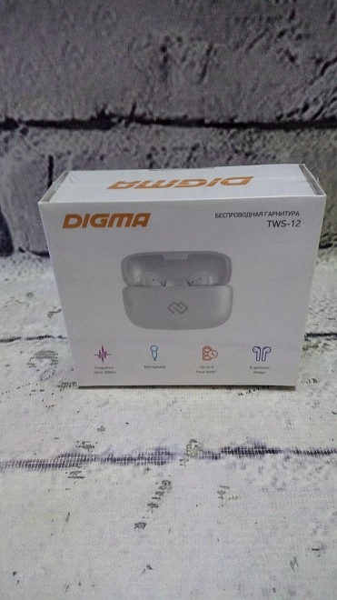 Наушники беспроводные Digma TWS-12
