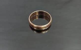 Кольцо  золотое 375 проба 3,4 гр 17,5размер (ФМ)