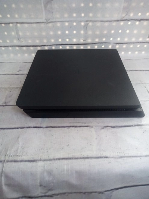 Игровая приставка PS4 Slim 1 тб 