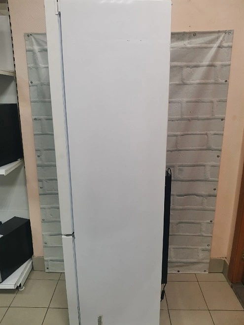 Холодильник Indesit DS 320 W