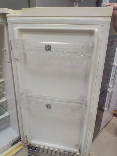 Холодильник Samsung RL17MBSW