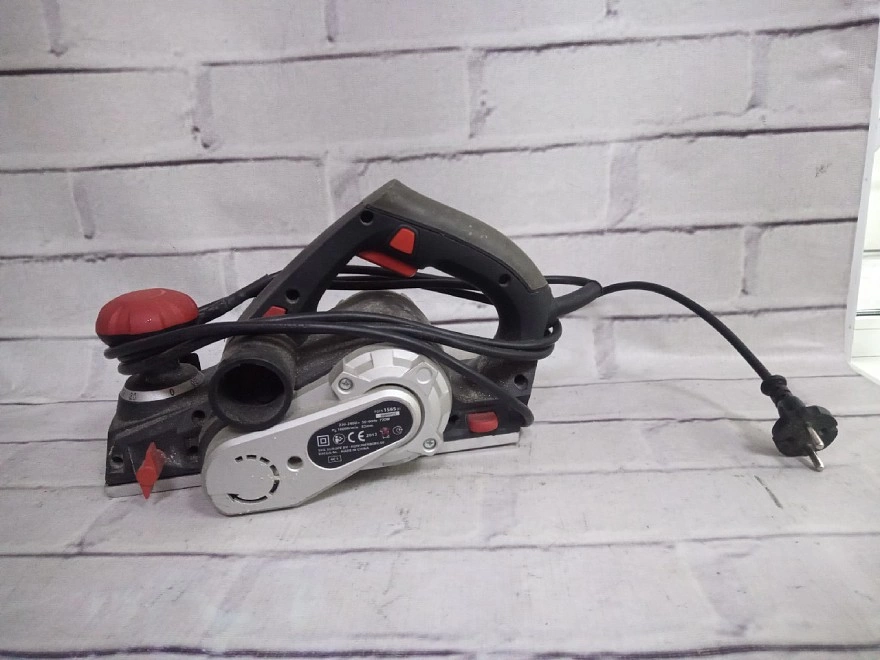 Электрорубанок Skil 1565 720W