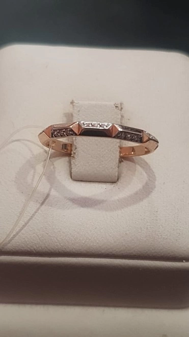 Кольцо золотое с камнями  585пр 18р-р 1,51гр ФМ