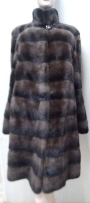 Шуба средней длинны, цельная Isnova FUR&MINK (44 р-р без капюшона)