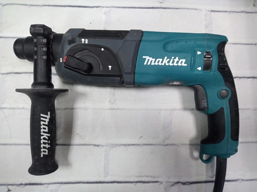 Перфоратор Makita HR2470