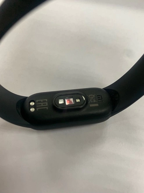 Часы наручные Xiaomi  Mi Smart Band 5 (XMSH10HM)