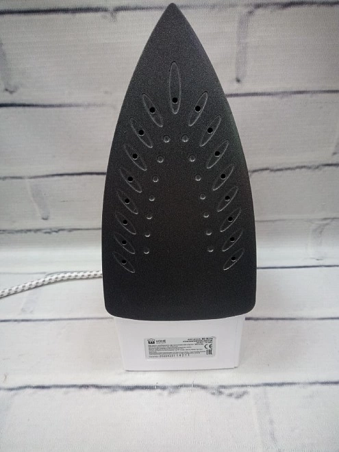 Утюг Home Element HE-IR216