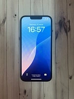 Смартфон Apple iPhone 13