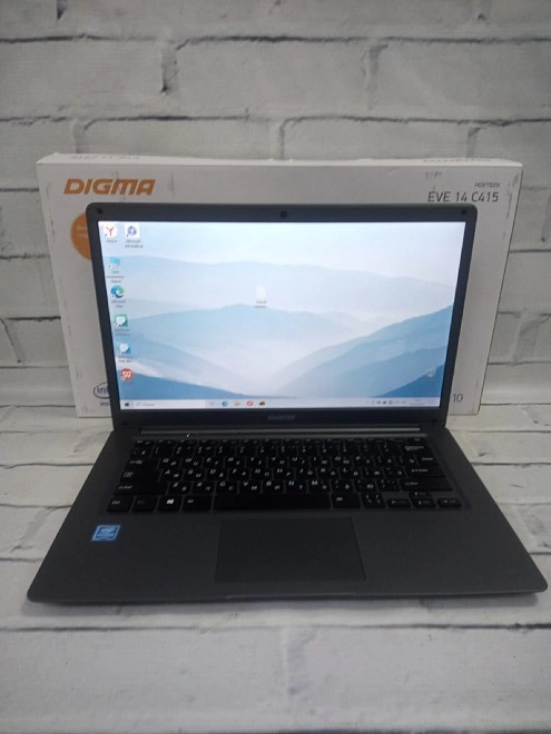 Ноутбук Digma Intel Graphics500/1.10GHz/4Gb/120Gb