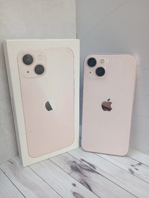 Смартфон Apple iPhone 13 256 ГБ