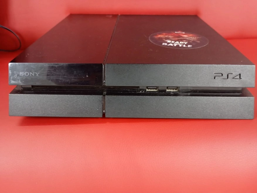 Игровая приставка PS4 Sony PlayStation 4 500Gb