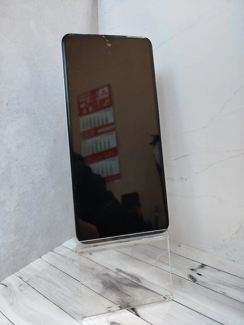 Смартфон Infinix SMART 8