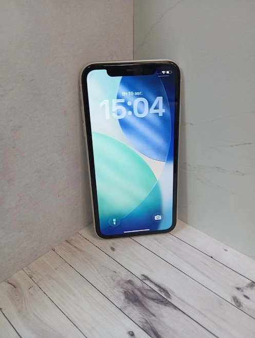 Смартфон Apple iPhone 11 64 ГБ