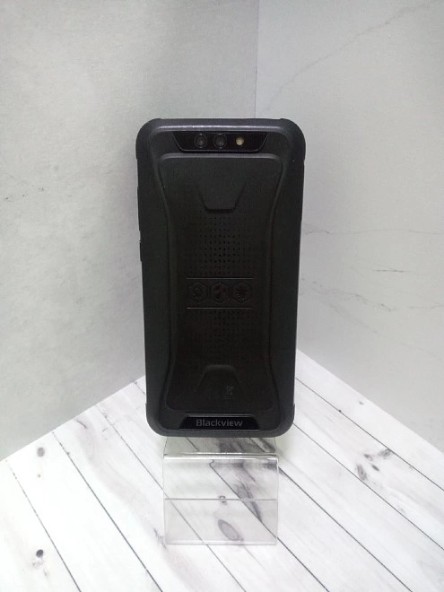 Смартфон Blackview BV5500 Plus