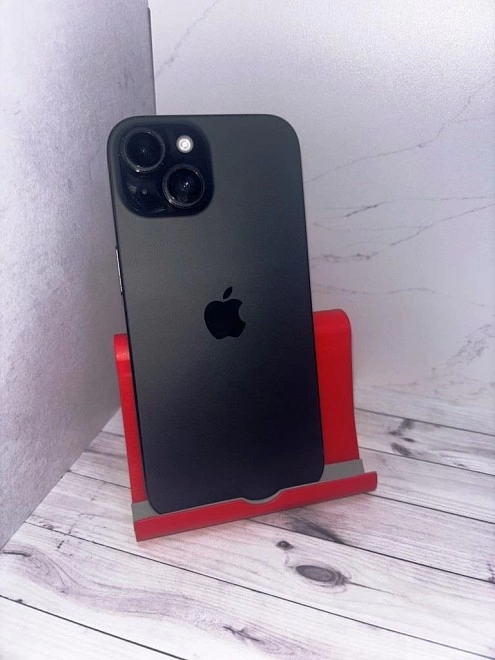 Смартфон Apple iPhone 15 128 ГБ
