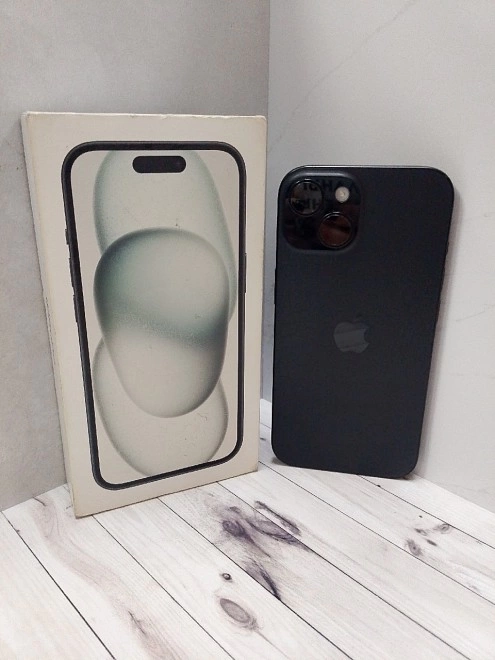 Смартфон Apple iPhone 15 128 ГБ