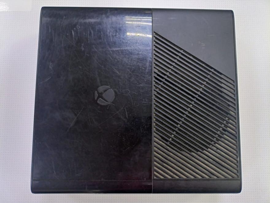 Игровая приставка X-Box 360 Microsoft 360E